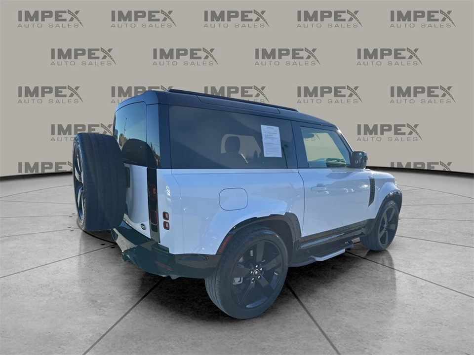 2023 Land Rover Defender L663 - Image 5 of 12