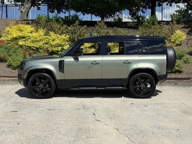 2023 Land Rover Defender L663 - Image 10 of 21