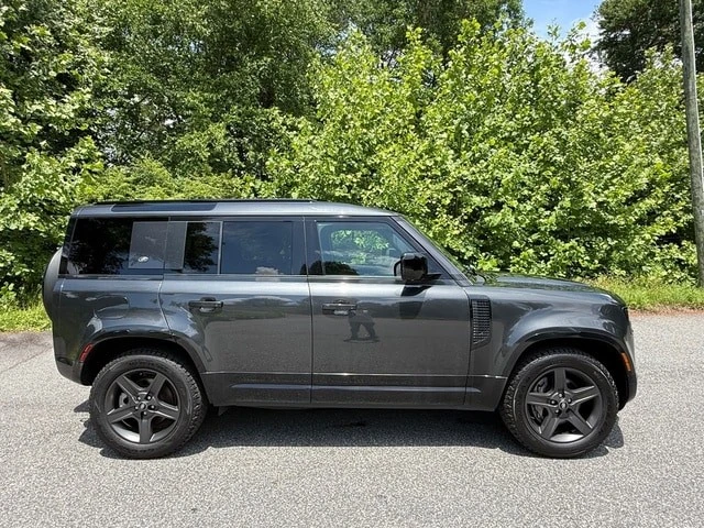 2023 Land Rover Defender L663 - Image 5 of 31