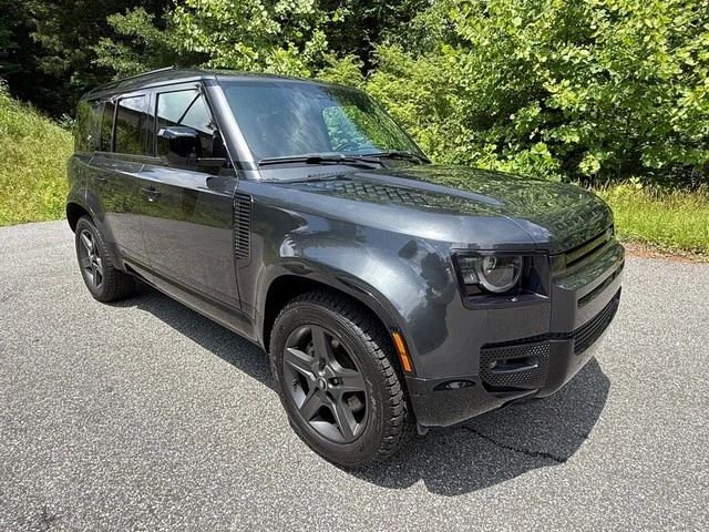 2023 Land Rover Defender L663 - Image 4 of 31