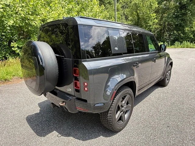 2023 Land Rover Defender L663 - Image 6 of 31