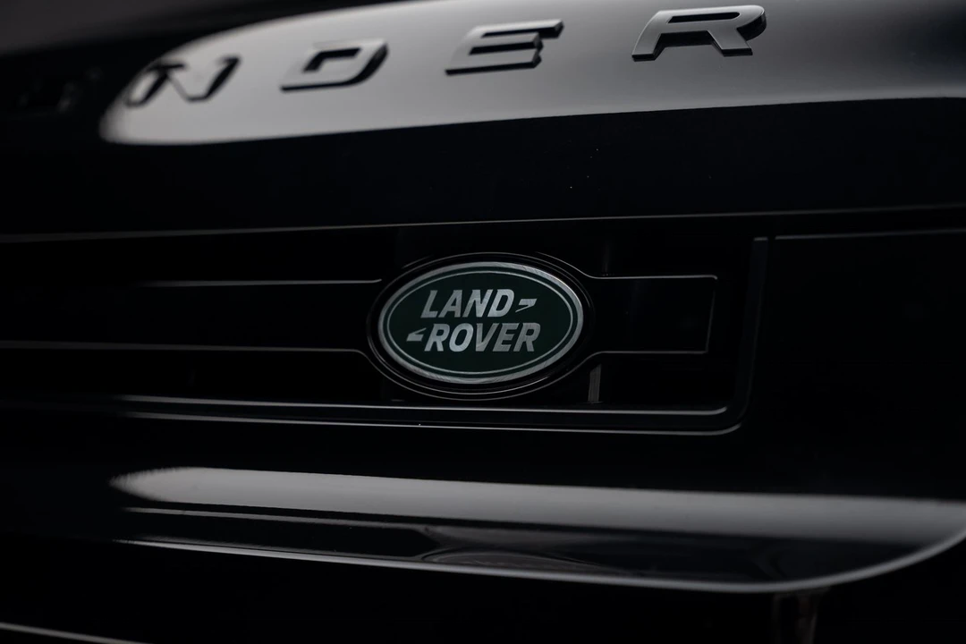 2023 Land Rover Defender L663 - Image 13 of 21