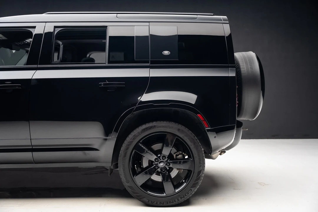 2023 Land Rover Defender L663 - Image 21 of 21