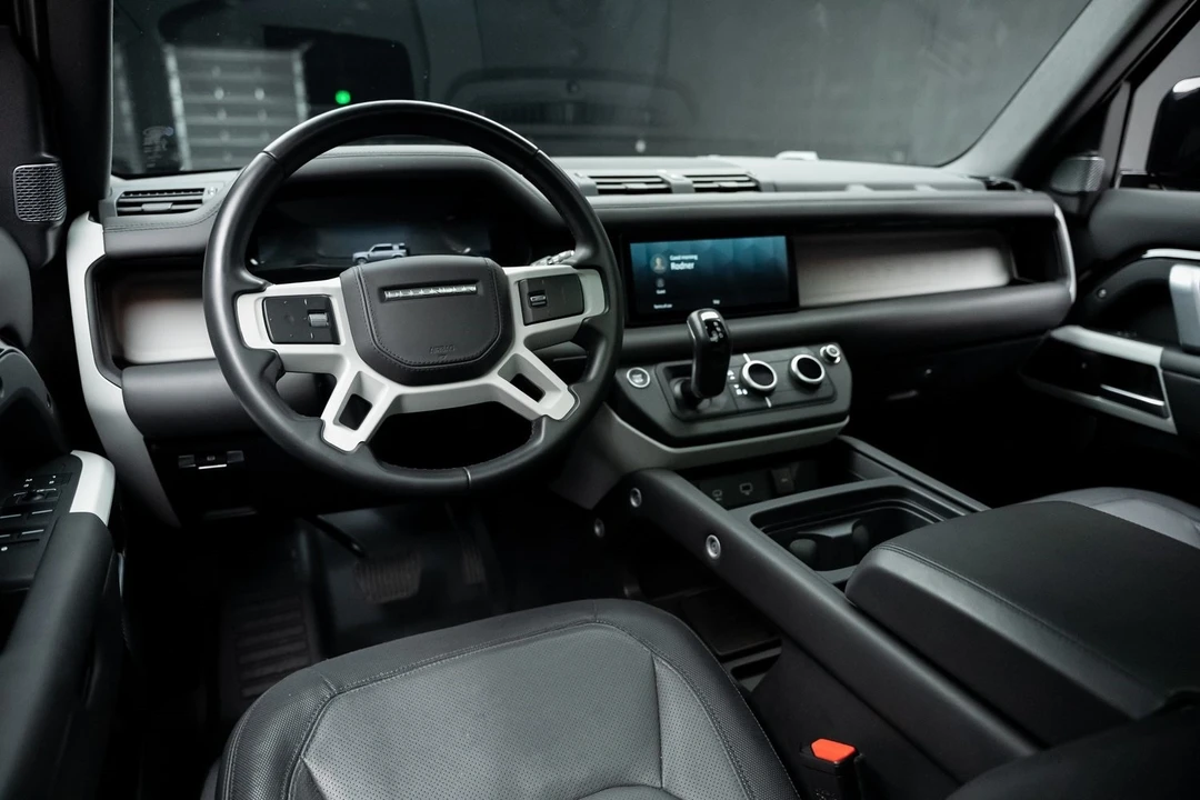 2023 Land Rover Defender L663 - Image 2 of 12