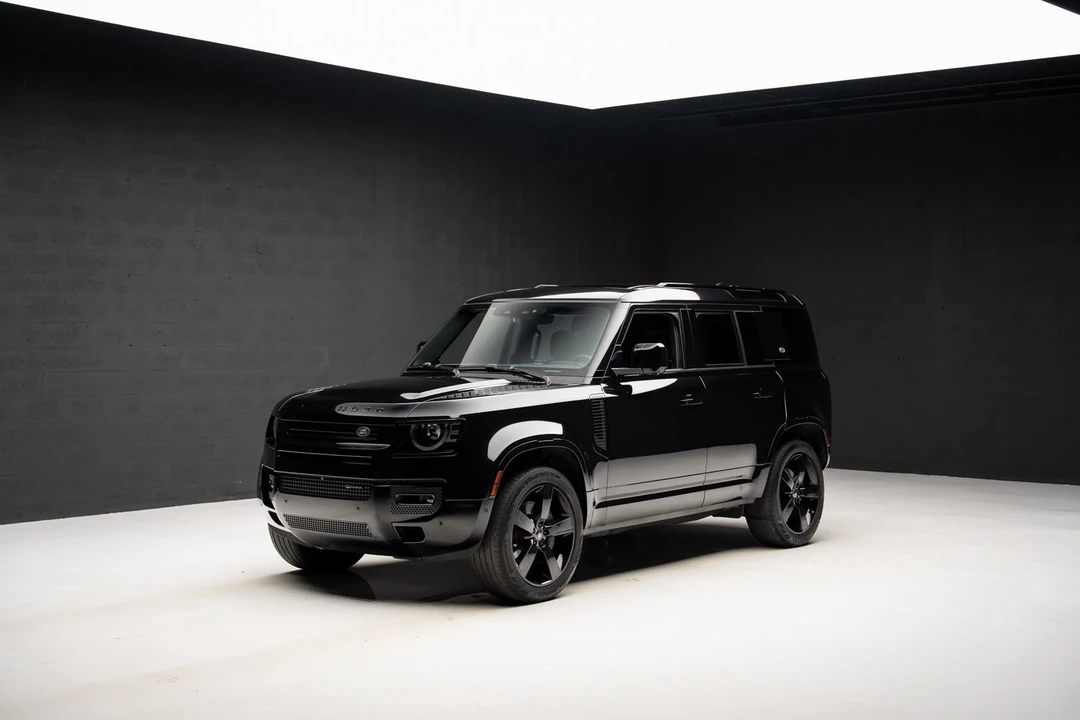 2023 Land Rover Defender L663 - Image 4 of 12
