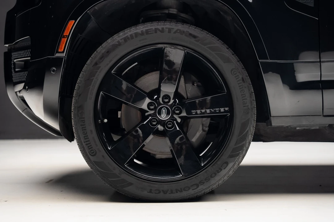 2023 Land Rover Defender L663 - Image 20 of 21