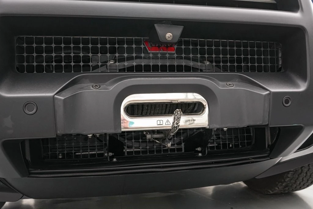 2023 Land Rover Defender L663 - Image 17 of 21