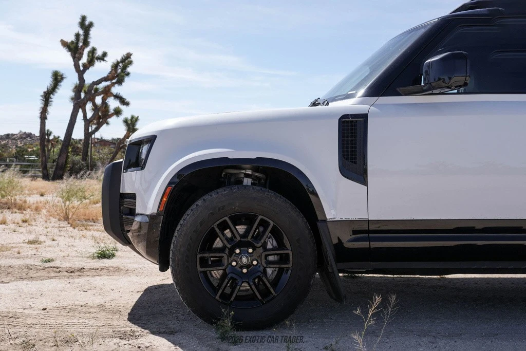 2023 Land Rover Defender L663 - Image 4 of 12