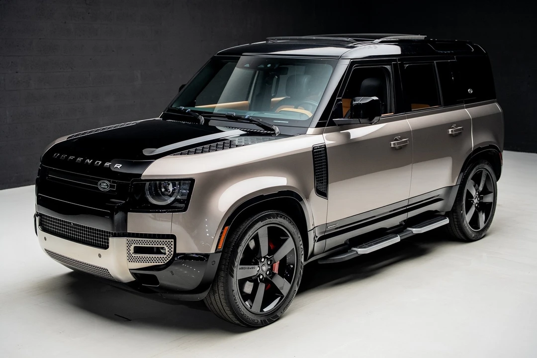 2023 Land Rover Defender L663 - Image 5 of 12