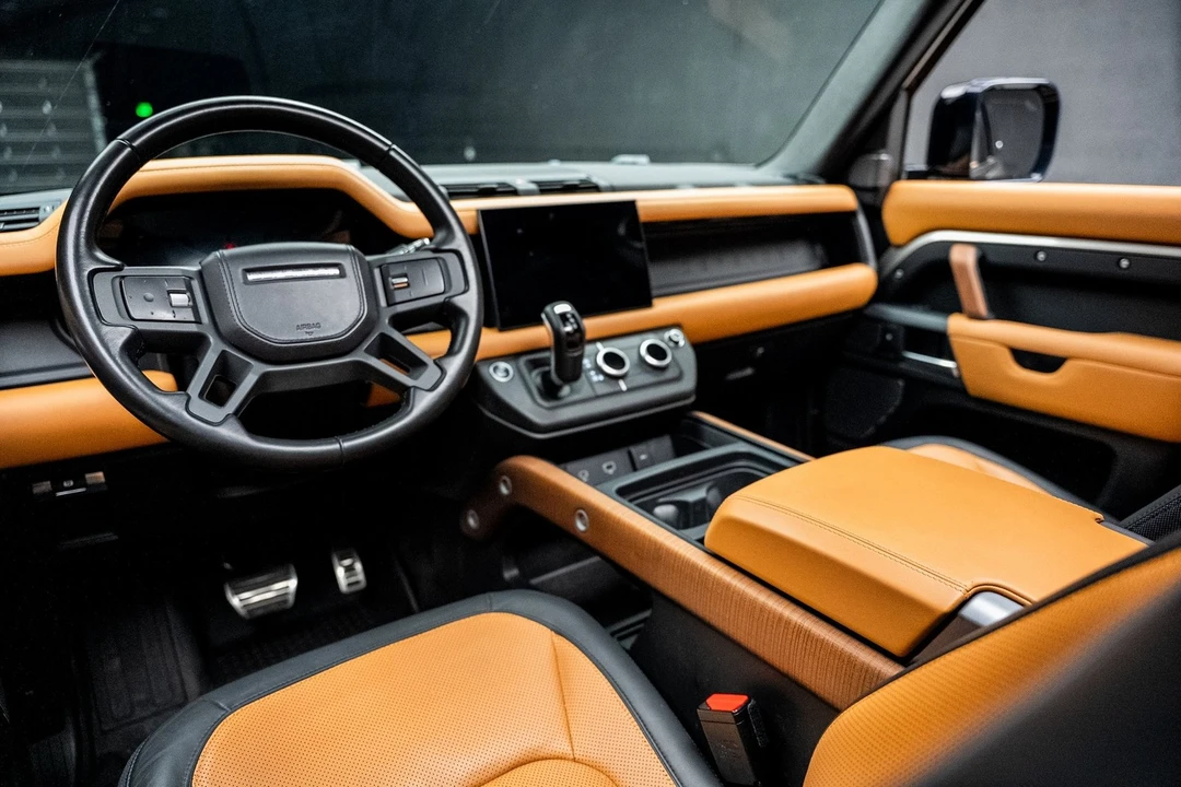 2023 Land Rover Defender L663 - Image 2 of 12