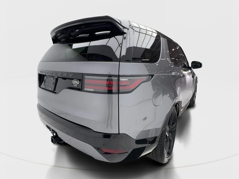 2023 Land Rover Discovery 5th Gen - Image 7 of 21
