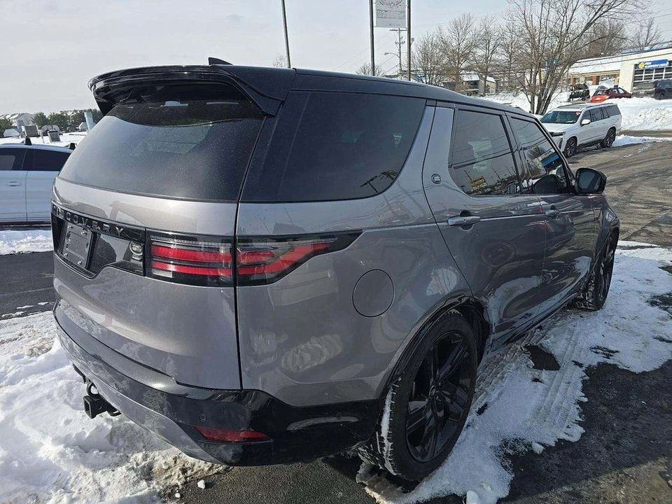 2023 Land Rover Discovery 5th Gen - Image 2 of 10