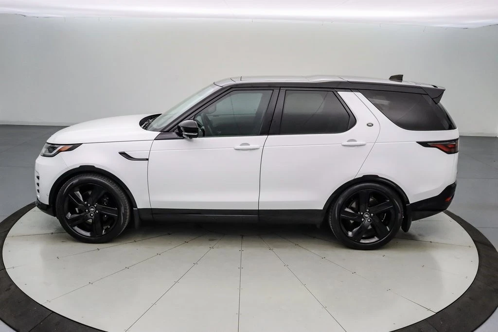 2023 Land Rover Discovery 5th Gen - Image 8 of 21