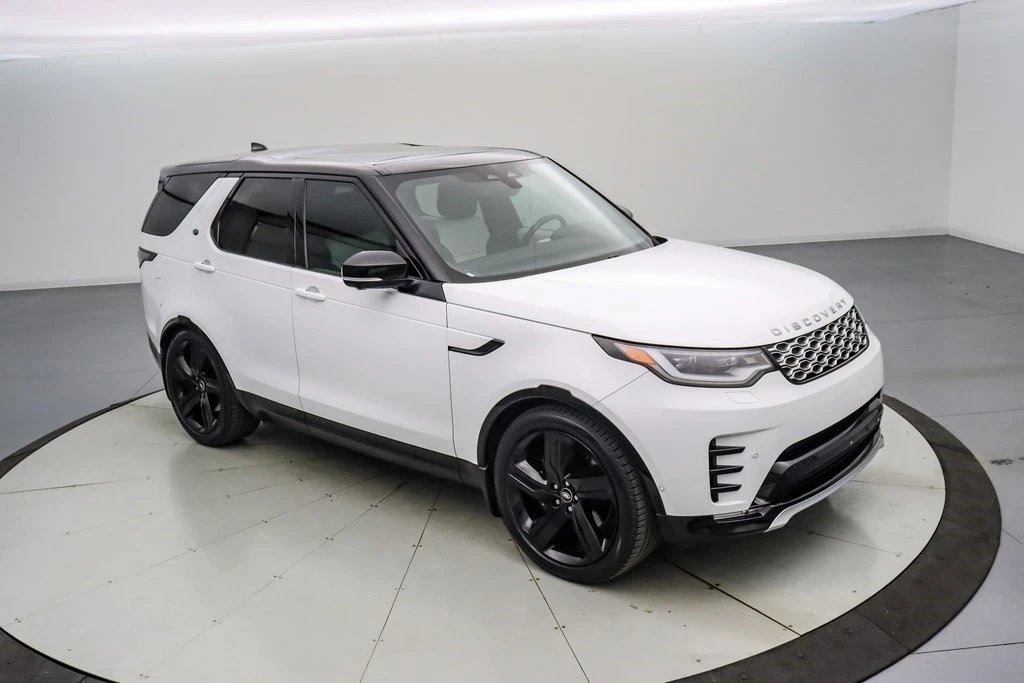 2023 Land Rover Discovery 5th Gen - Image 2 of 21
