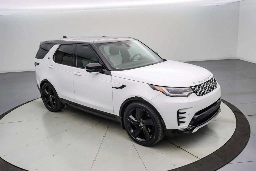 2023 Land Rover Discovery 5th Gen - Image 2 of 21