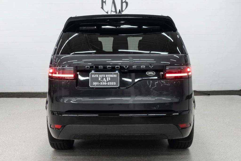 2023 Land Rover Discovery 5th Gen - Image 4 of 12