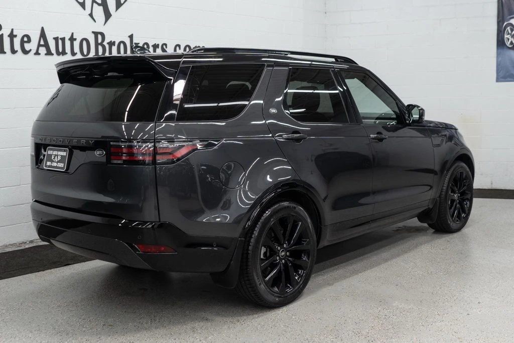 2023 Land Rover Discovery 5th Gen - Image 6 of 12