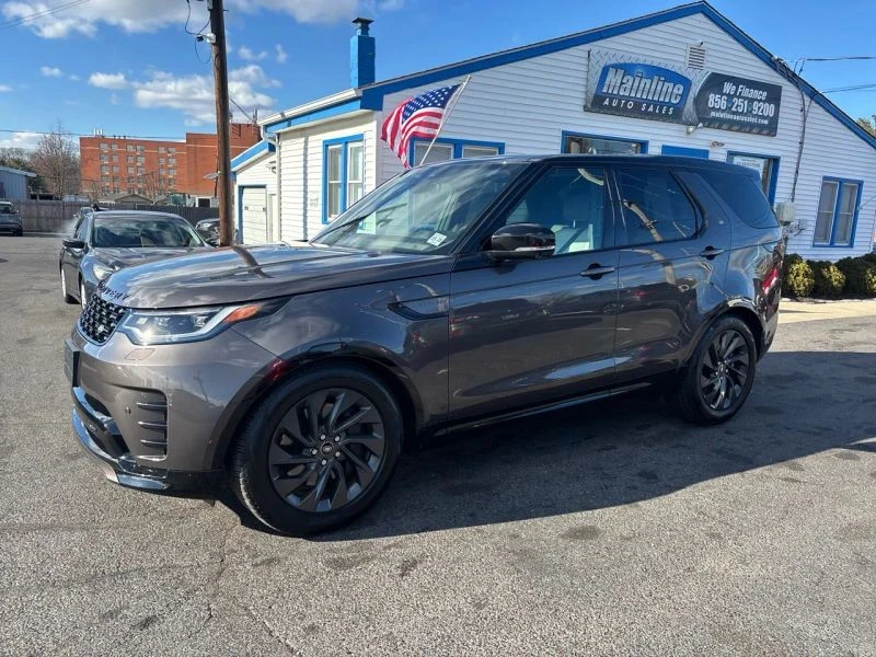 2023 Land Rover Discovery 5th Gen - Image 2 of 12