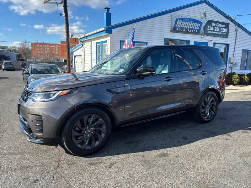 2023 Land Rover Discovery 5th Gen - Image 3 of 12
