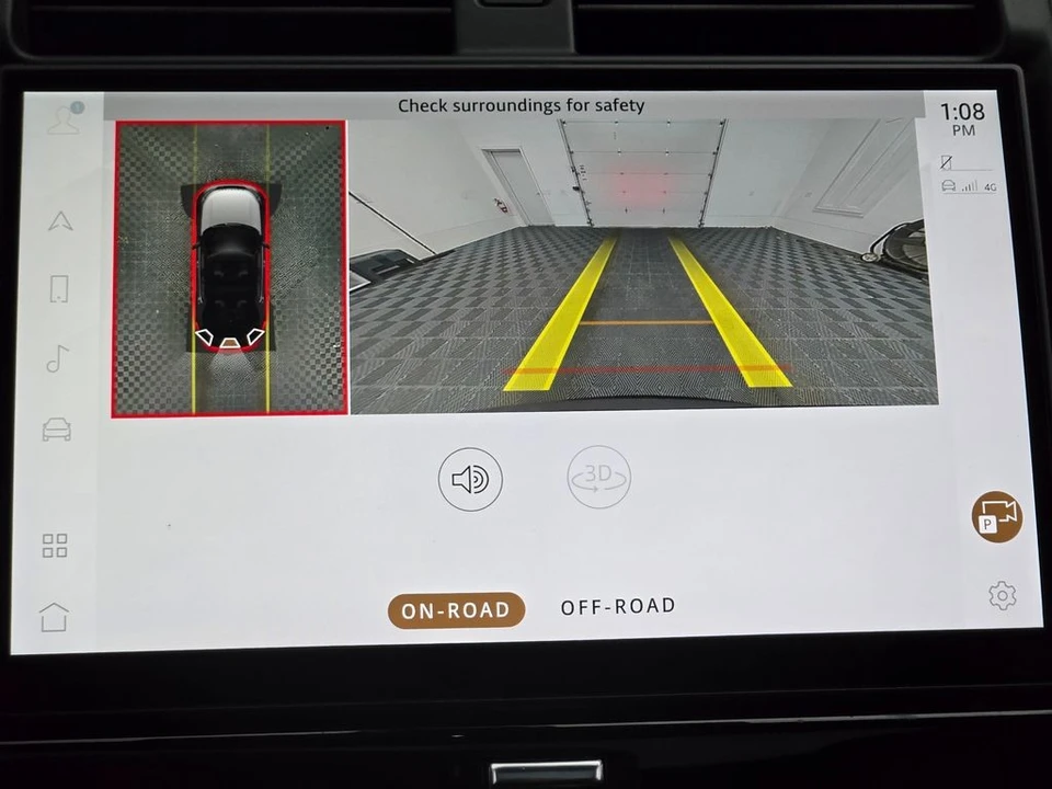 2023 Land Rover Discovery 5th Gen - Image 7 of 12