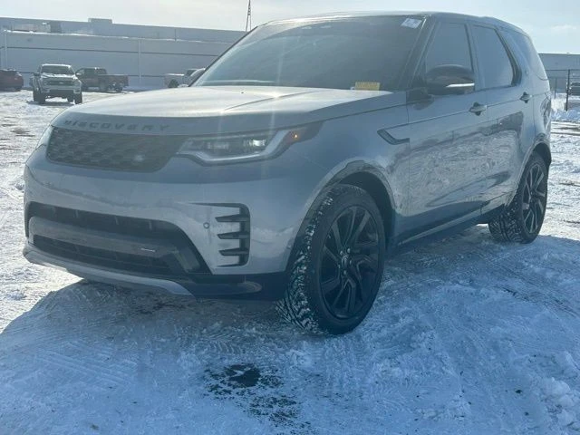 2023 Land Rover Discovery 5th Gen - Image 3 of 12