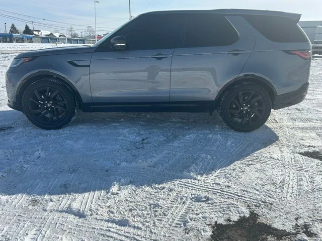 2023 Land Rover Discovery 5th Gen - Image 4 of 12