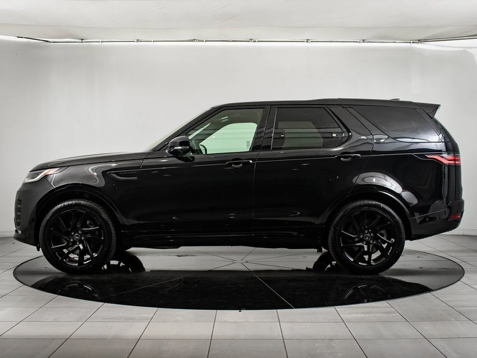 2023 Land Rover Discovery 5th Gen - Image 5 of 21