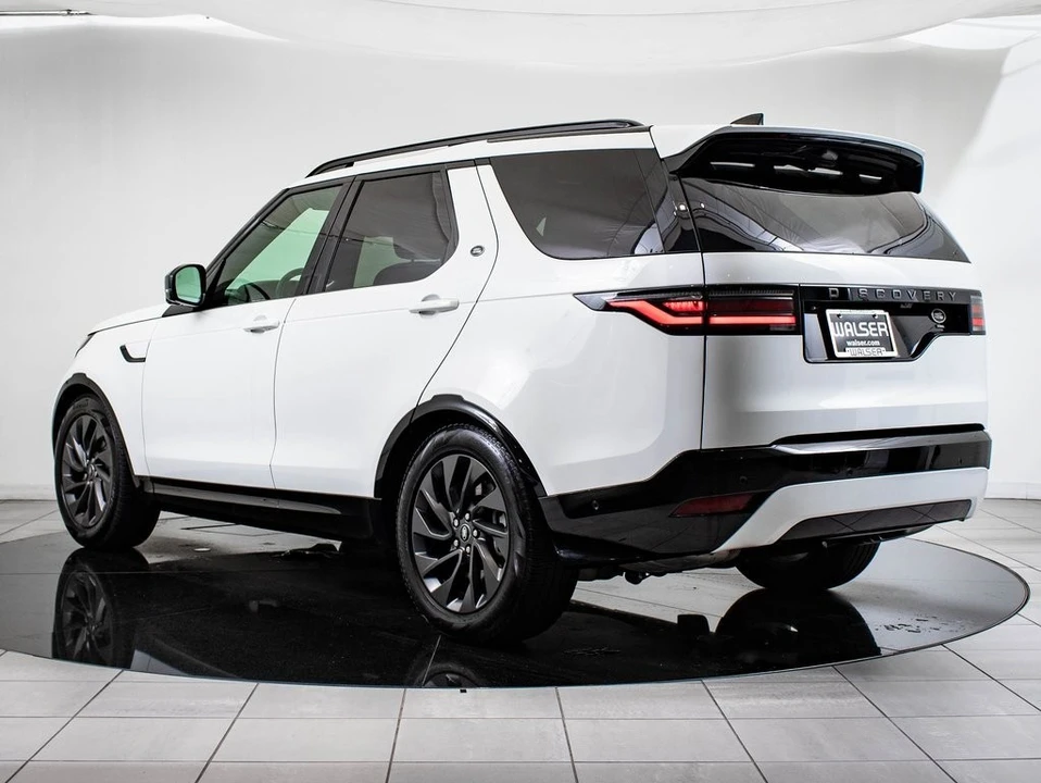 2023 Land Rover Discovery 5th Gen - Image 6 of 21