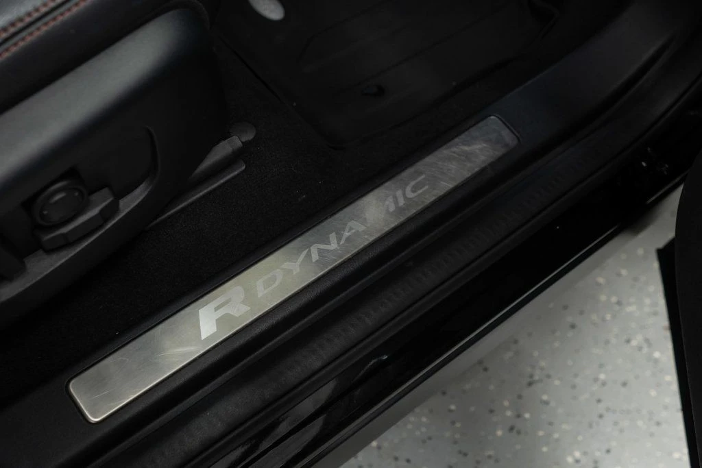 2023 Land Rover Discovery 5th Gen - Image 12 of 12