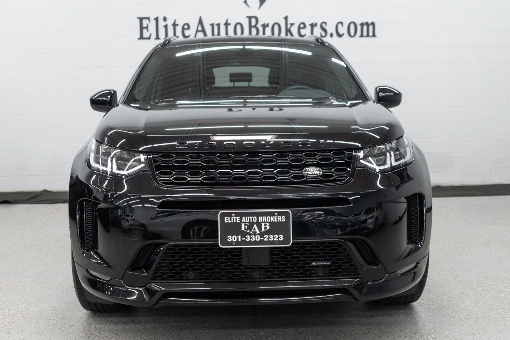 2023 Land Rover Discovery 5th Gen - Image 3 of 12