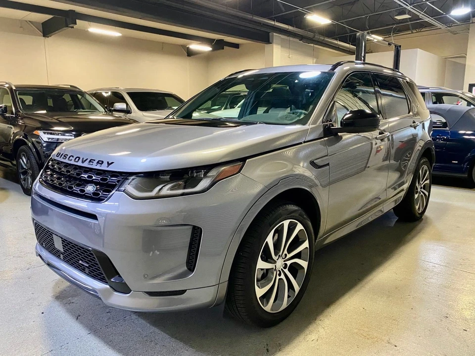 2023 Land Rover Discovery 5th Gen - Image 2 of 21