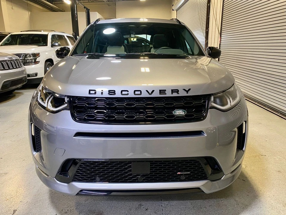 2023 Land Rover Discovery 5th Gen - Image 4 of 21