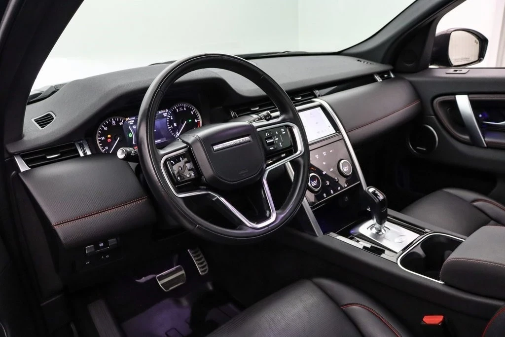 2023 Land Rover Discovery 5th Gen - Image 13 of 21