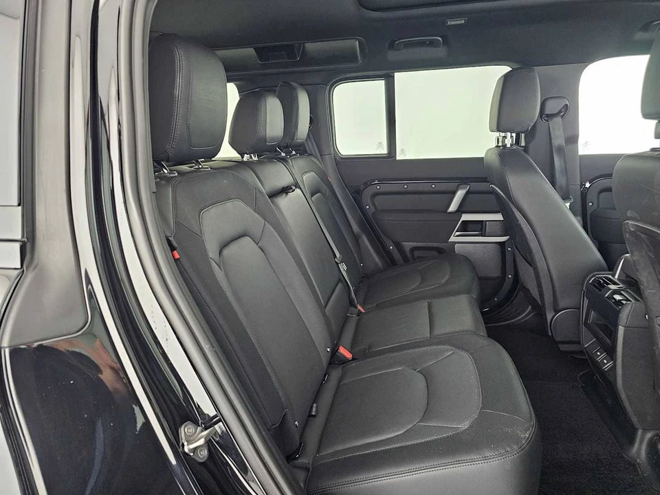 2023 Land Rover Defender L663 - Image 4 of 6