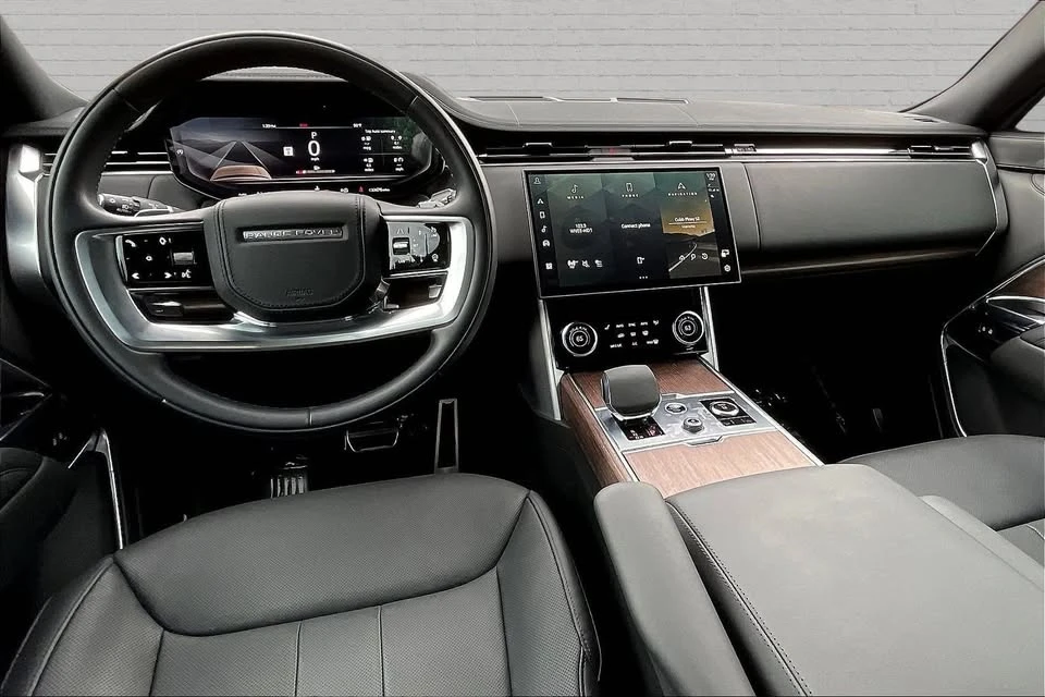 2023 Land Rover Range Rover L460 - Image 14 of 19