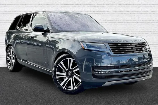 2023 Land Rover Range Rover SE