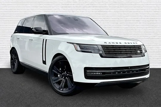 2023 Land Rover Range Rover SE