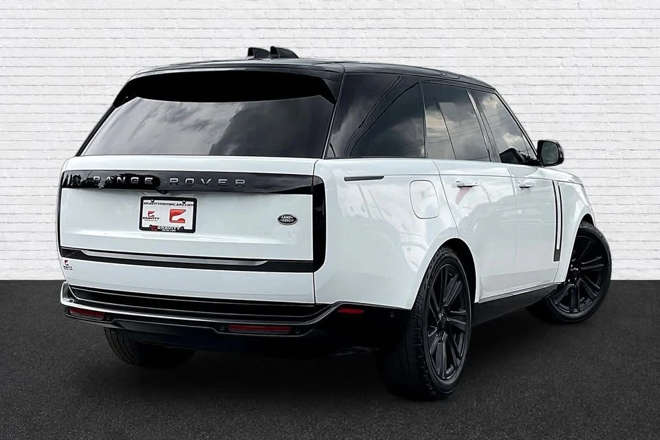 2023 Land Rover Range Rover L460 - Image 6 of 19