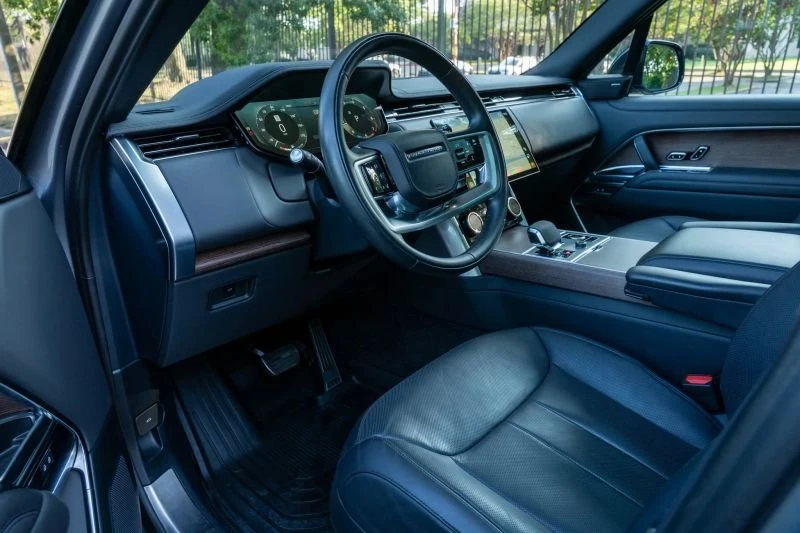 2023 Land Rover Range Rover L460 - Image 10 of 20