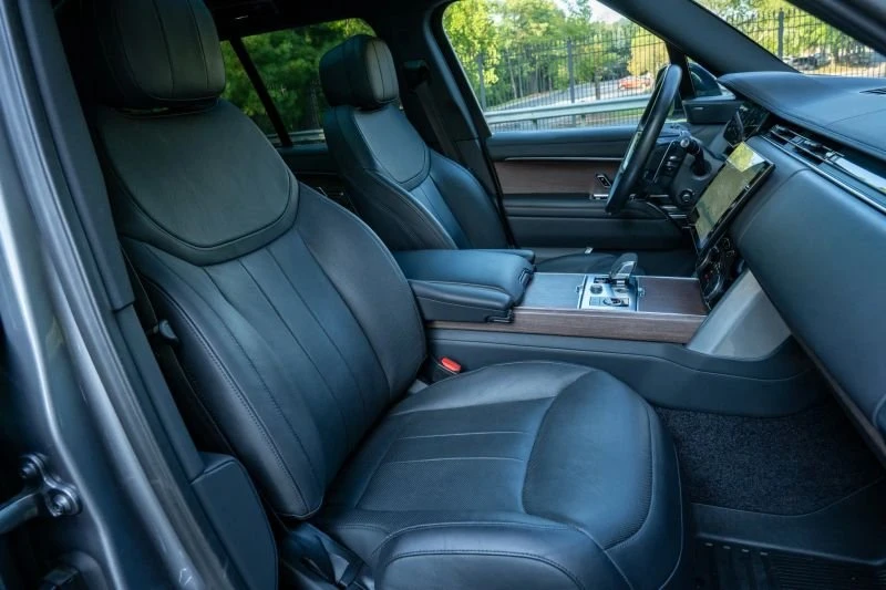 2023 Land Rover Range Rover L460 - Image 17 of 20