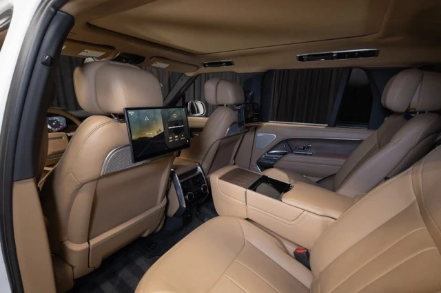 2023 Land Rover Range Rover L460 - Image 6 of 24
