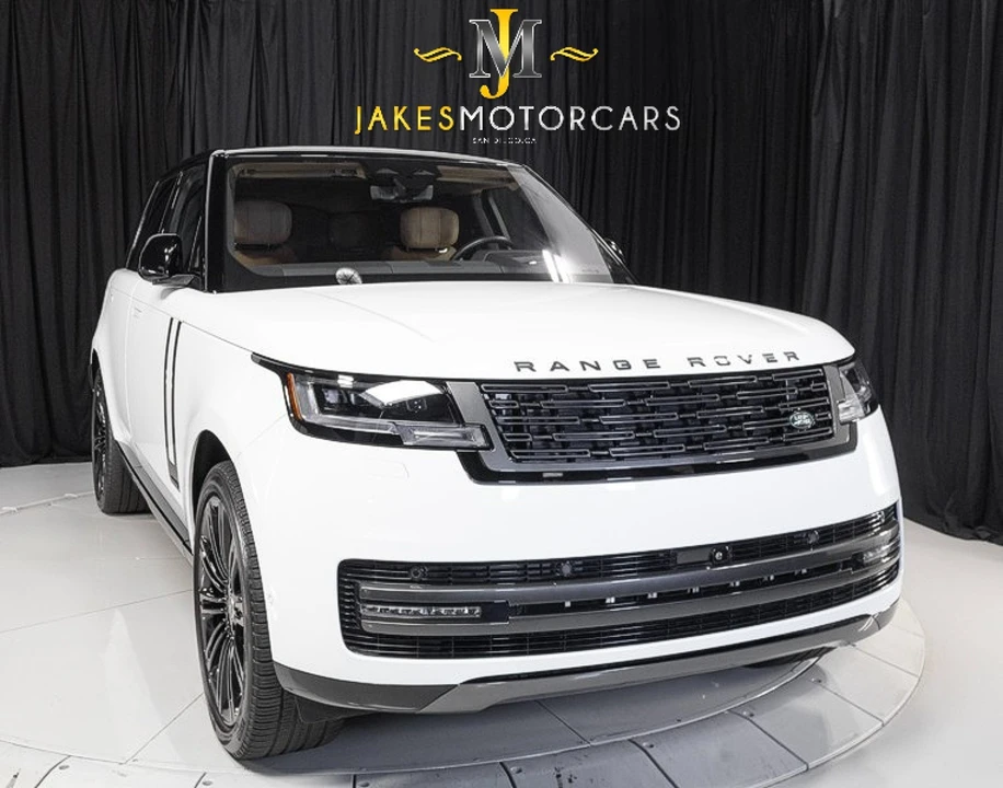 2023 Land Rover Range Rover L460 - Image 17 of 31