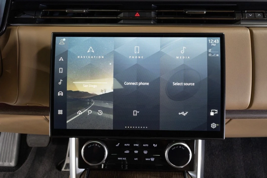 2023 Land Rover Range Rover L460 - Image 27 of 31