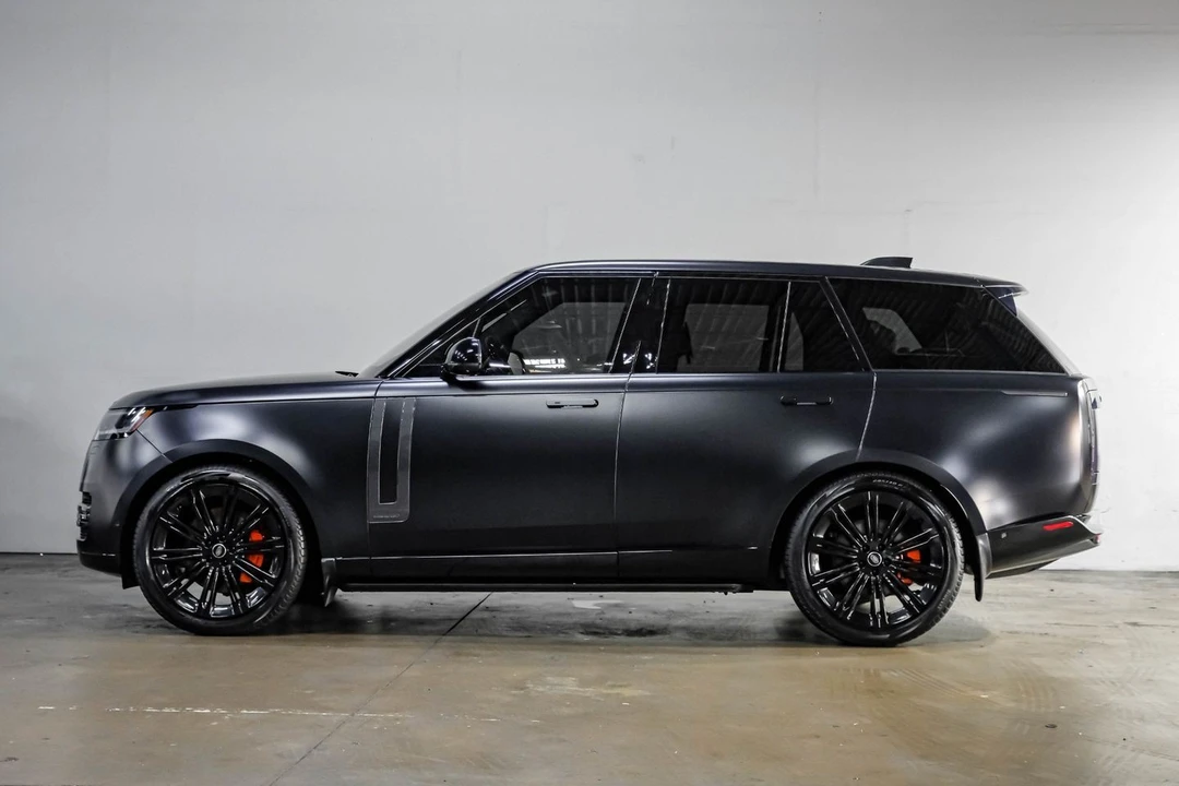 2023 Land Rover Range Rover L460 - Image 18 of 31