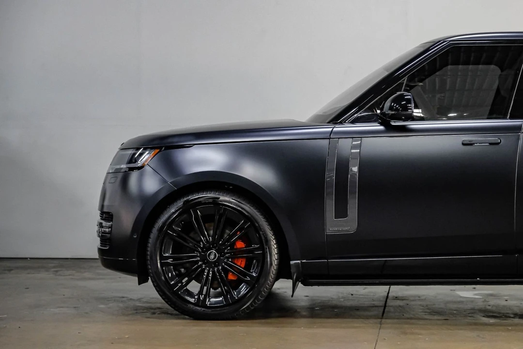 2023 Land Rover Range Rover L460 - Image 19 of 31