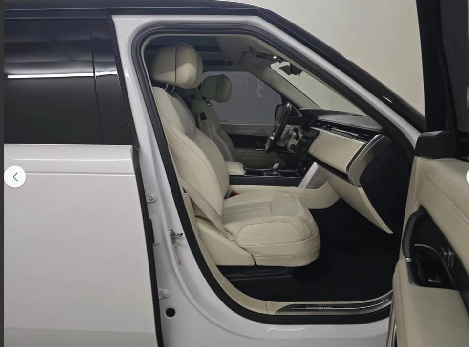2023 Land Rover Range Rover L460 - Image 5 of 10