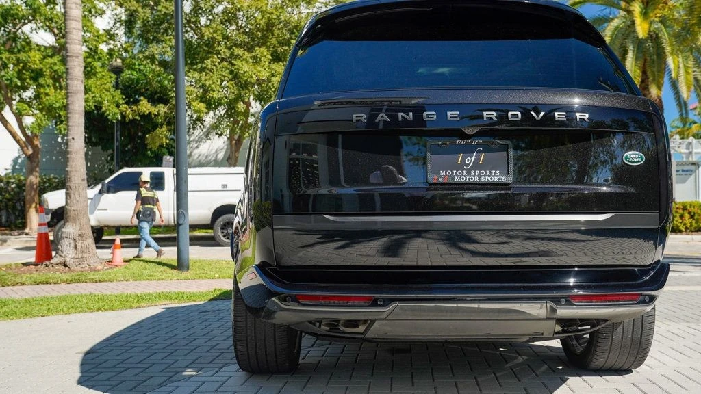 2023 Land Rover Range Rover L460 - Image 19 of 21