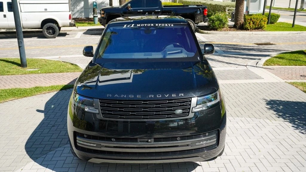 2023 Land Rover Range Rover L460 - Image 3 of 21