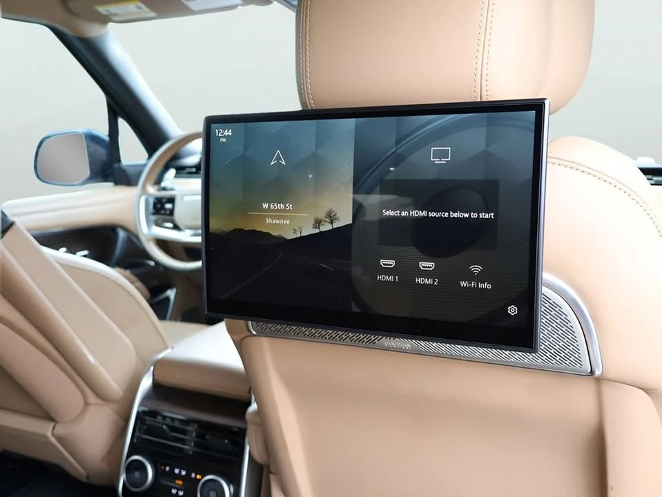 2023 Land Rover Range Rover L460 - Image 15 of 20