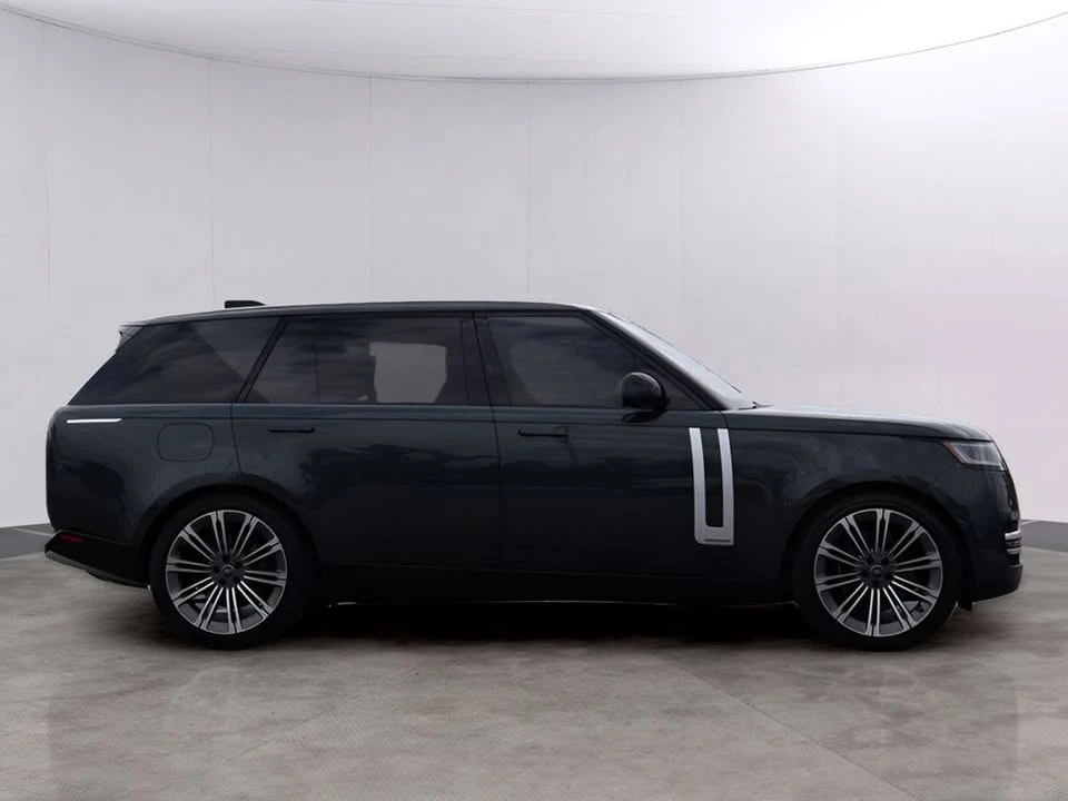 2023 Land Rover Range Rover L460 - Image 4 of 20